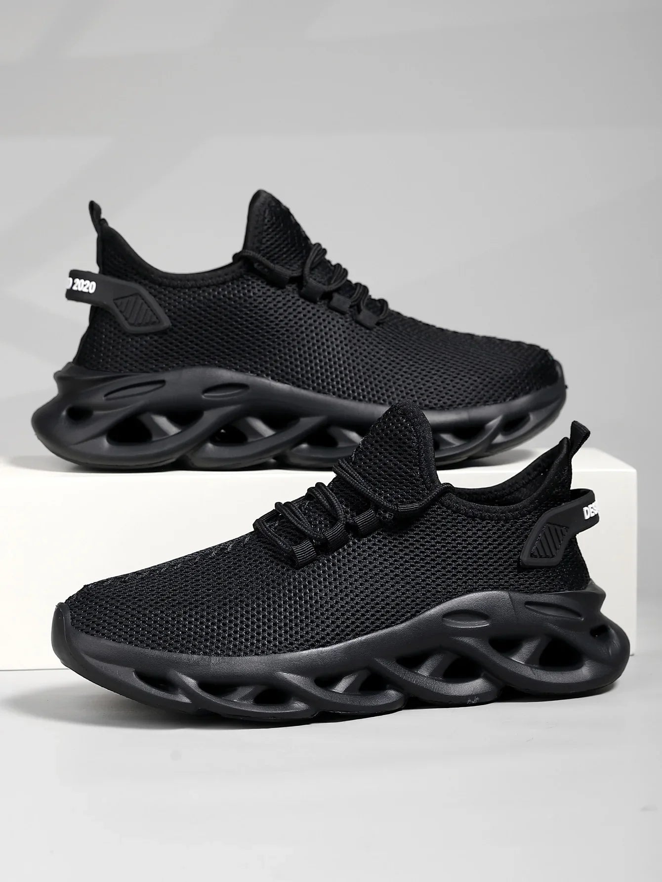 Men Sports Running Black Jogging Shoes Casual Sneakers Brown Outdoor Breathable Mesh Women Light Shock-absorption
