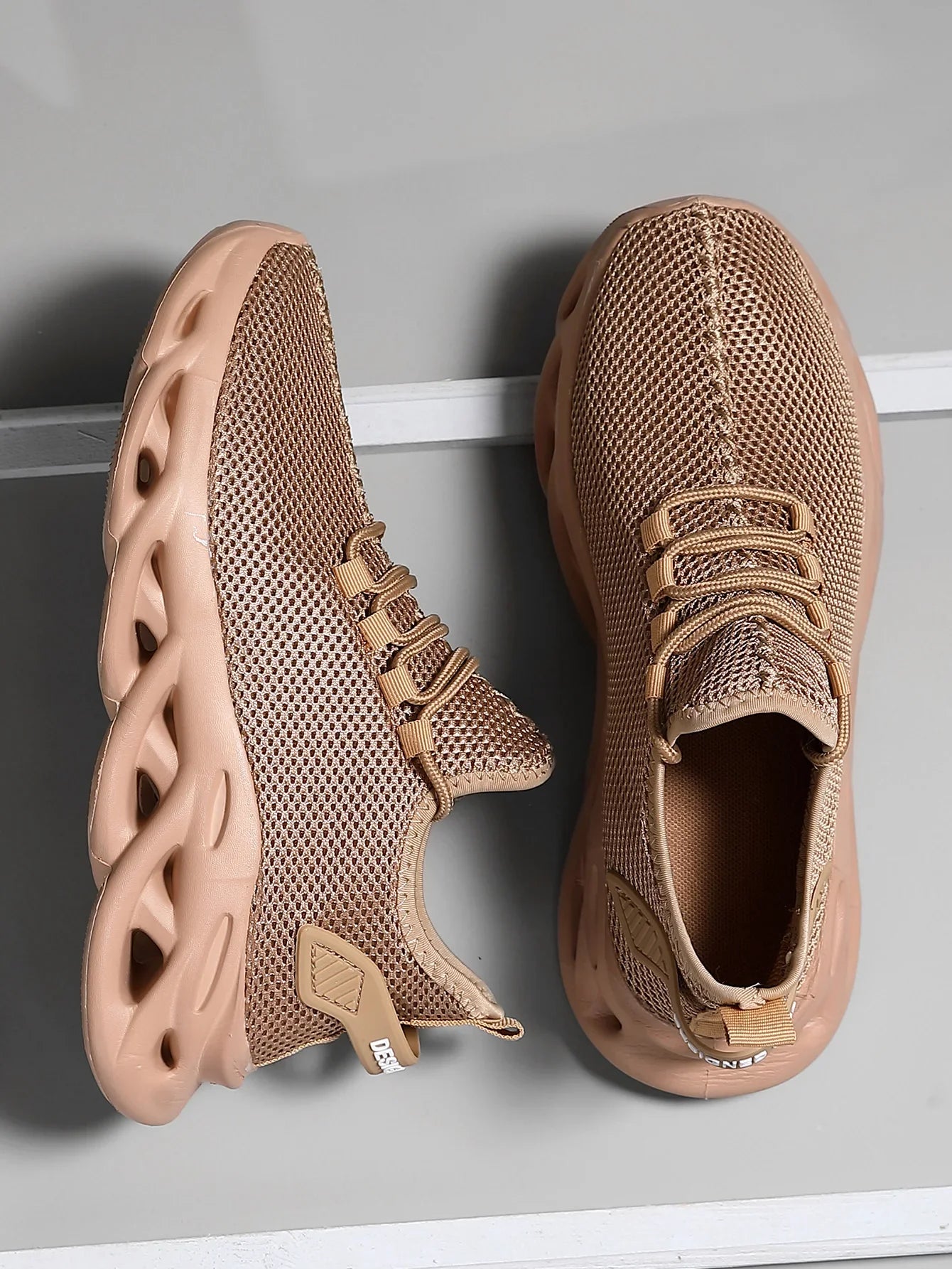 Men Sports Running Black Jogging Shoes Casual Sneakers Brown Outdoor Breathable Mesh Women Light Shock-absorption