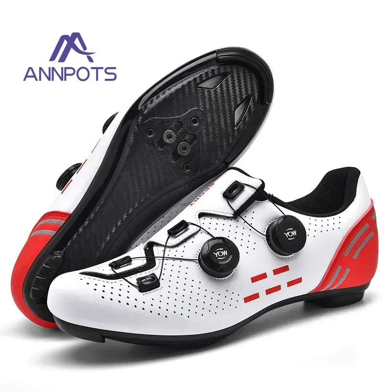 Golf shoes